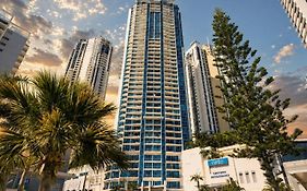 Chevron Renaissance Apartments - Hosted By Wowstay